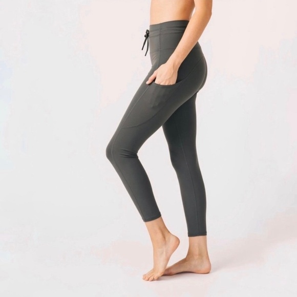 Zyia Active Sage Pocket Drawstring Luxe Leggings - Picture 2 of 11